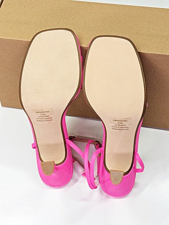 Steve Madden Women's Zarya Strappy Flared-Heel Sandals Size 6.5 (MSRP $99)