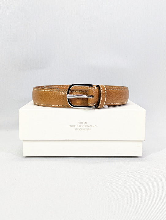 TOTEME Women's Thin Pebbled Leather Belt in Tan Size 90 (MSRP $380)