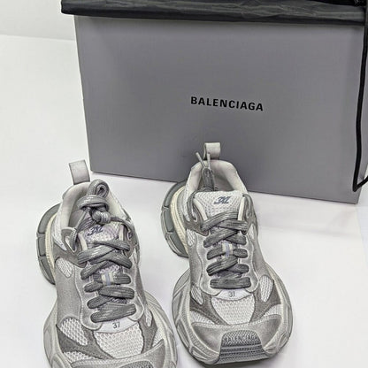 Balenciaga 3XL Distressed Suede & Mesh Sneakers Light Grey Size 37 MSRP $1,130