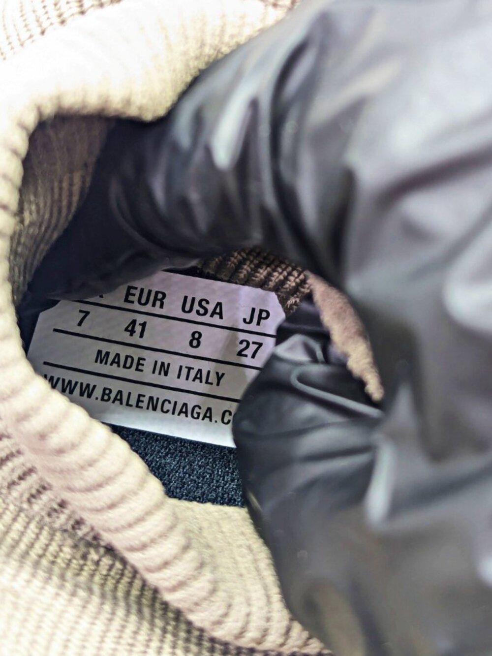 Balenciaga Men’s Speed Allover Knit Sneakers in Taupe Size 41 (MSRP $1,050)