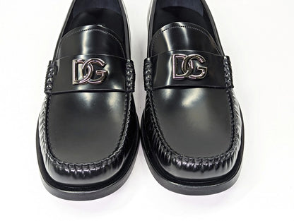 Dolce & Gabbana Men's DG-Plaque Polished Calfskin Leather Loafers Size 8.5