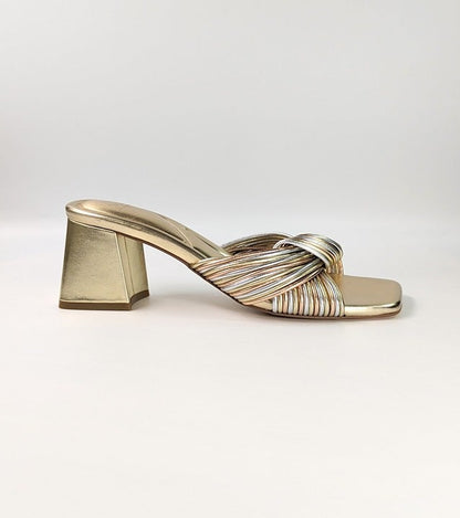 Marc Fisher LTD Cherrie Women's Gold Leather Slide Sandal Size 8.5 (MSRP $150)