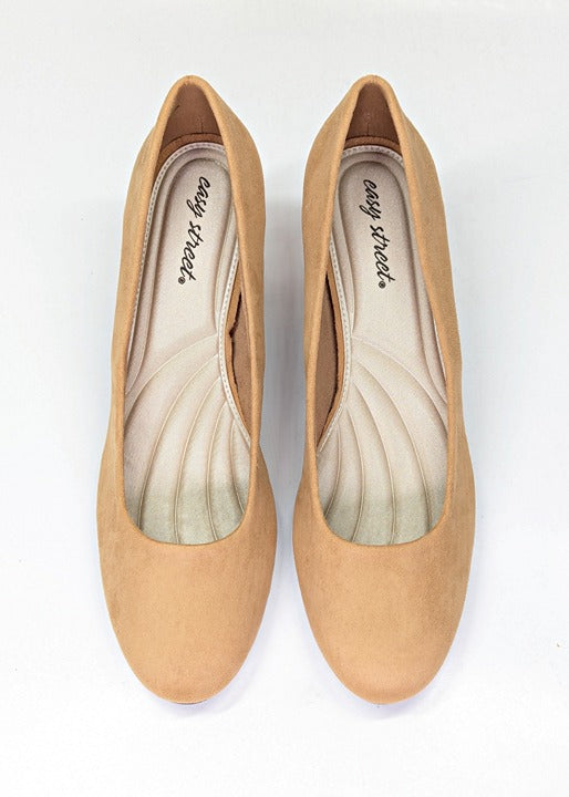 Easy Street Proper Women's Pumps Sand Super Suede Size 11 (MSRP $60)
