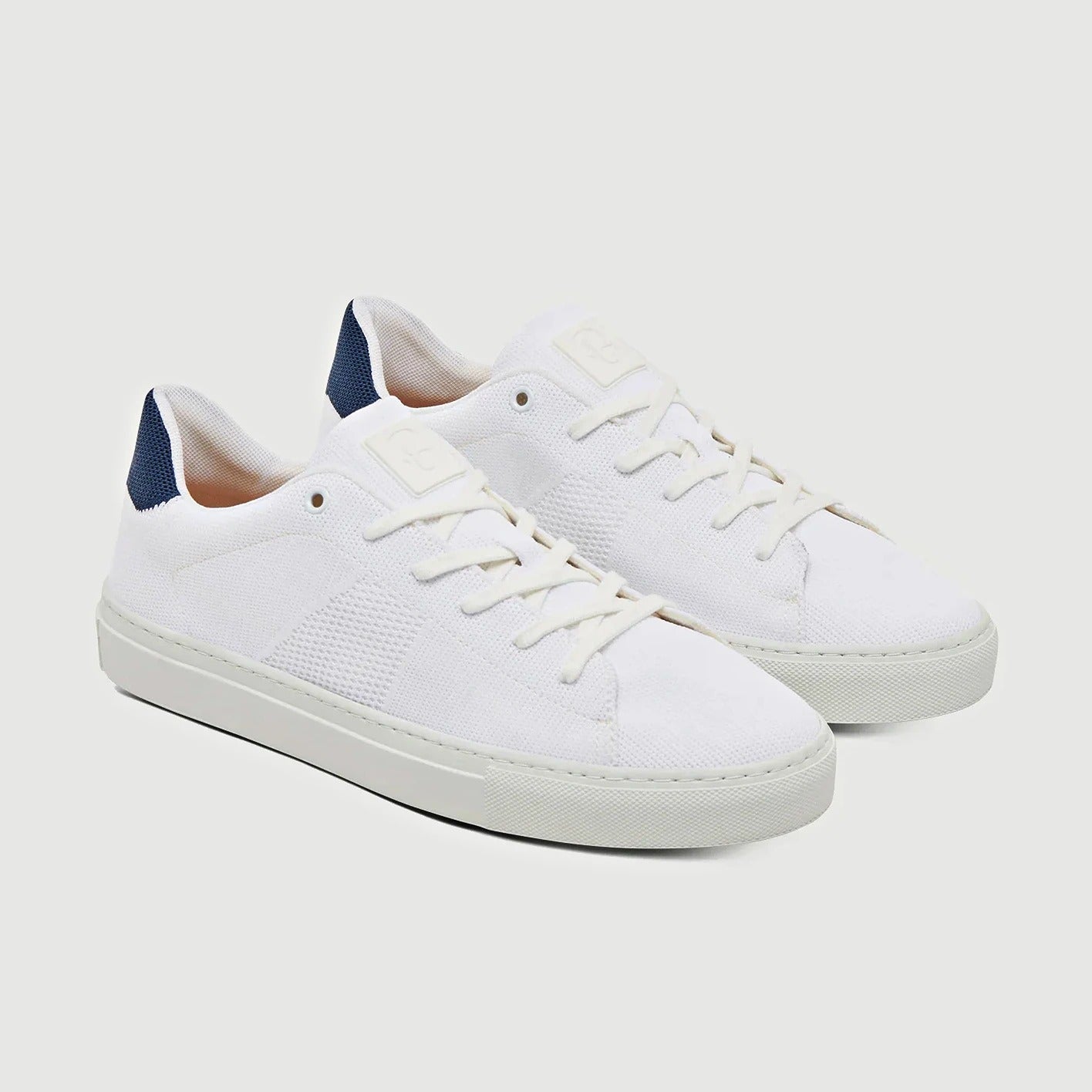 GREATS Men's Royale Knit Lace Up Sneakers White Navy Size 10 (MSRP $179)