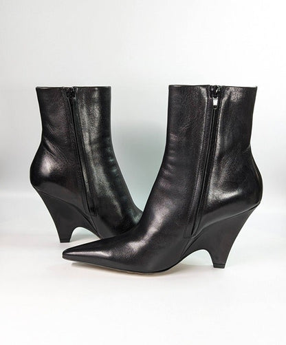 Bottega Veneta Womens Pointed Ankle Boots Black Leather Size 39.5 IT MSRP $1,450