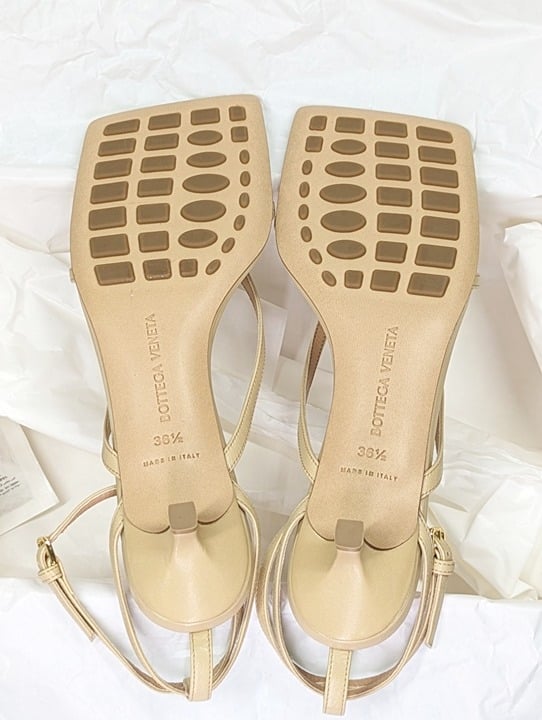 Bottega Veneta Women's Stretch Ankle Strap Kitten Sandals Size 36.5 (MSRP $990)