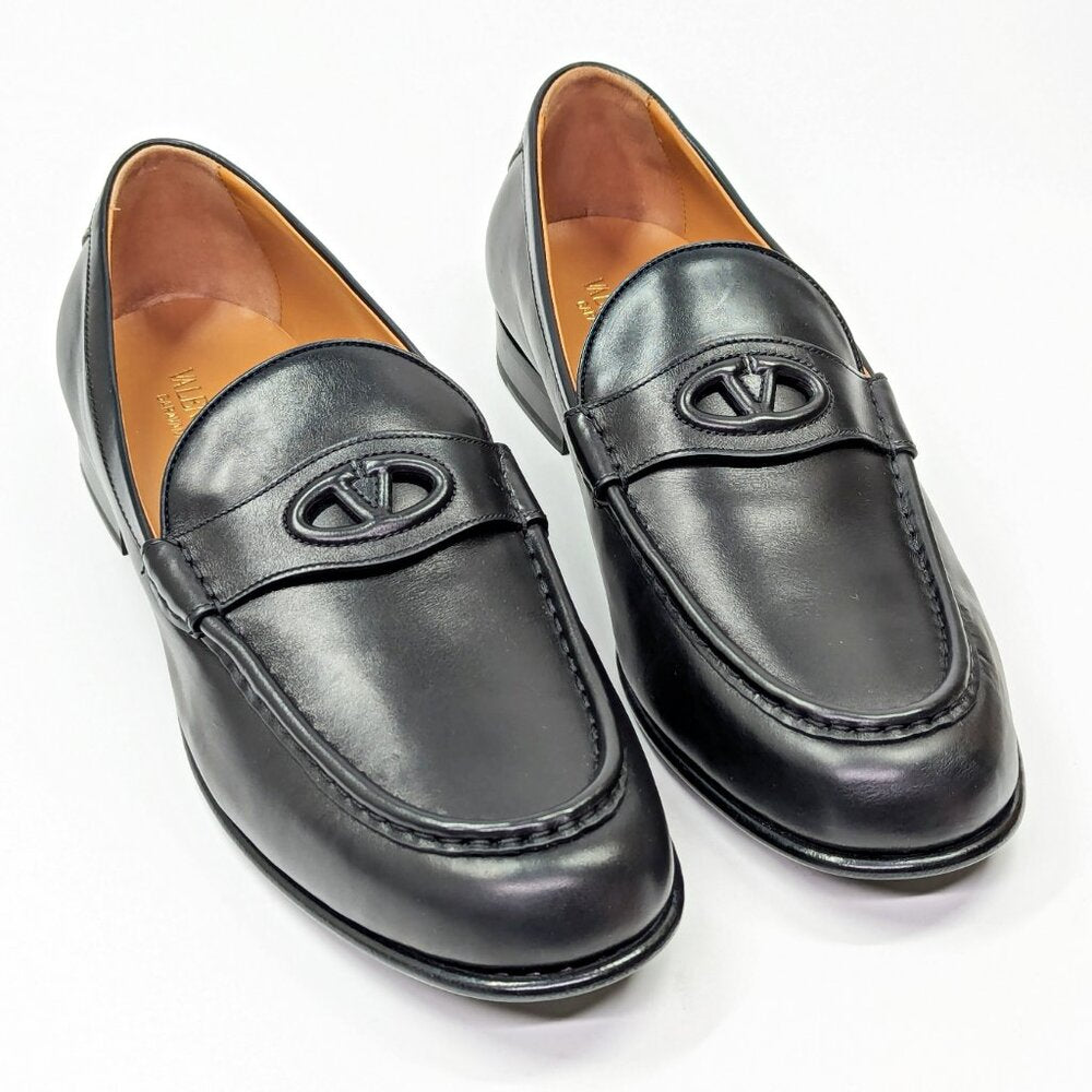 Valentino Garavani Men's Vlogo Signature Penny Loafer Black Size 45 (MSRP $980)