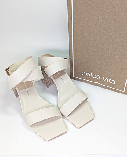 Dolce Vita Women's Paytin Ivory Ankle-Strap City Sandals Size 10 (MSRP $130)