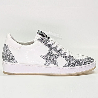Vintage Havana Abby Metallic Glitter Women's Lace Up Sneaker Size 9 (MSRP $150)