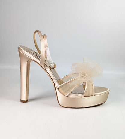 Badgley Mischka Sophie Platform Sandal Tulle Flower Nude Size 8.5 (MSRP $235)