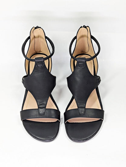 Journee Collection Women's Trayle Black Wedge Sandals Size 8 (MSRP $95)