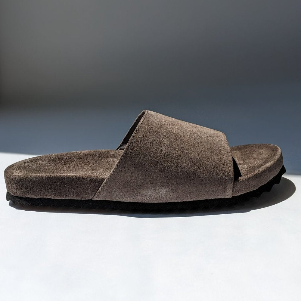 The Men's Store Bloomingdale's Slide Grey Suede Sandals Size 7 (MSRP $145)