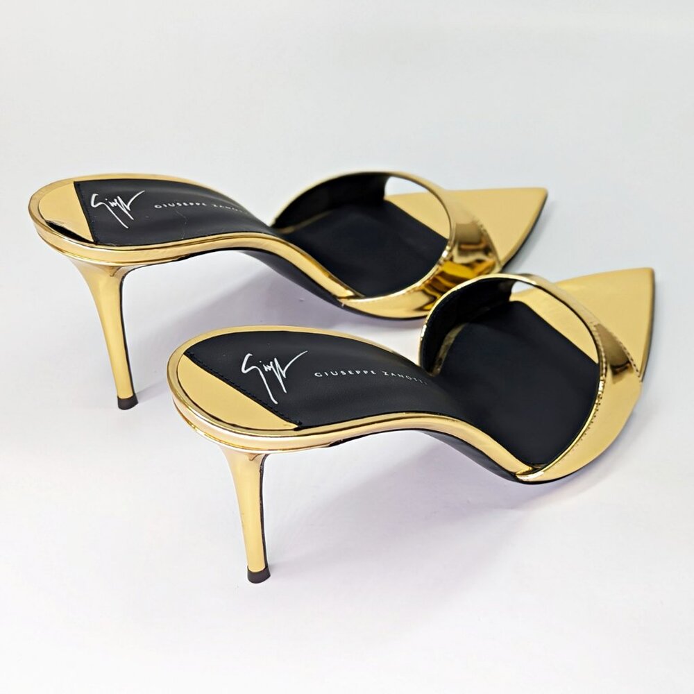Giuseppe Zanotti Intrigo 90mm Gold Patent Mule Sandals Size 41 (MSRP $795)