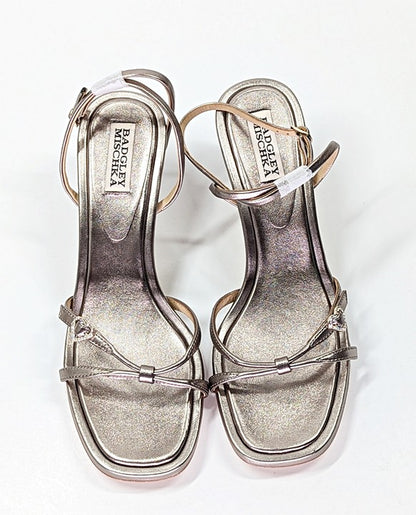 Badgley Mischka Brynna Leather Sandals with Heart Buckle Size 9 (MSRP $235)