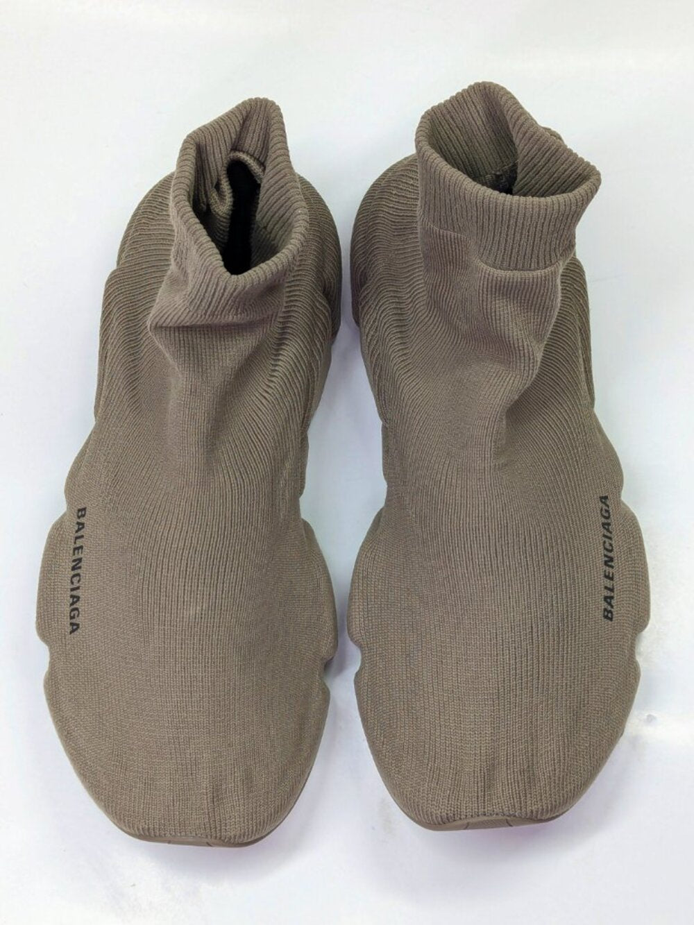Balenciaga Men’s Speed Allover Knit Sneakers in Taupe Size 41 (MSRP $1,050)