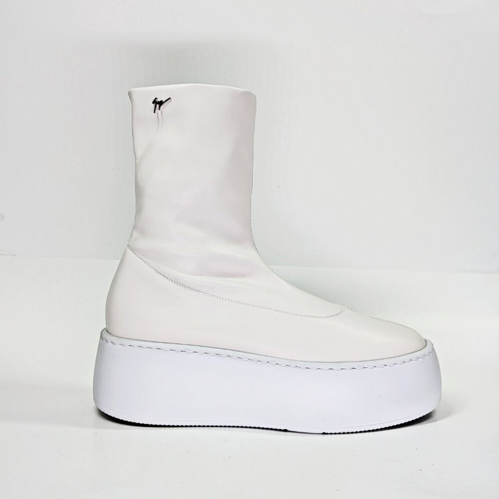 Giuseppe Zanotti Alma Women's Leather Platform Sneakers Size 39 (MSRP $695)