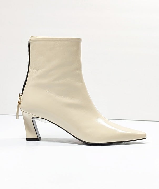 Reike Nen Women's Slim Lined Ankle Boots Cream Leather Size 36 EU (MSRP $460)