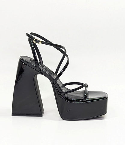 Aqua Chance Strappy Open Toe Platform Block Heels Black Size 8 (MSRP $118)