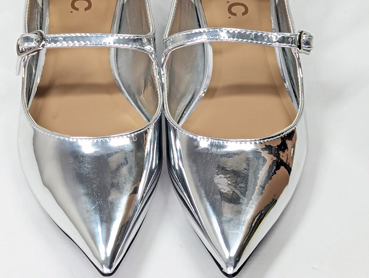 I.N.C. International Concepts Valan Silver Triple Straps Flats Size 5.5 MSRP $80