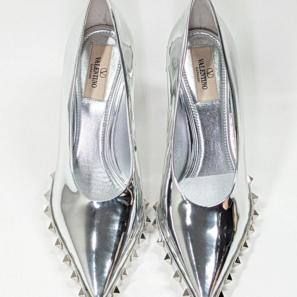 Valentino Garavani Women's Pointed Toe Rockstud Pumps Silver Sz 37.5 MSRP $1,390