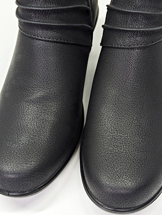Easy Street Women's Damita Booties Black Matte Faux Leather Size 9.5 (MSRP $70)