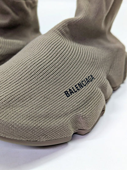 Balenciaga Men’s Speed Allover Knit Sneakers in Taupe Size 41 (MSRP $1,050)