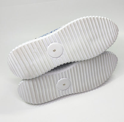 J/Slides Charlene Women's Navy Beige Whipstitch Sneaker Size 9 (MSRP $79)