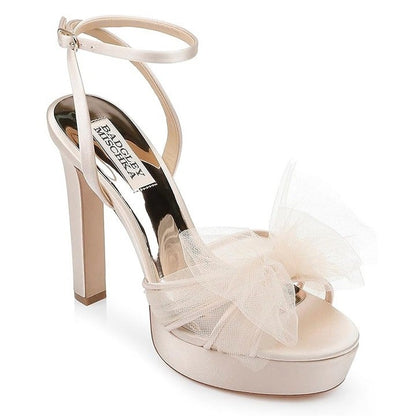 Badgley Mischka Sophie Platform Sandal Tulle Flower Nude Size 8.5 (MSRP $235)